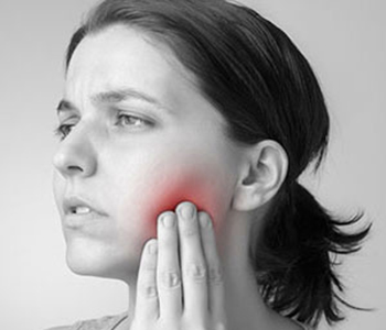 Dental emergency requires the assistance of quality dentist, NY, The Smile Center, Dr. Gordon Kent